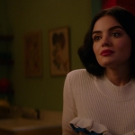 Katy_Keene_S01E10_Chapter_Ten_Gloria_1080p_AMZN_WEB-DL_DDP5_1_H_264-KiNGS_0974.jpg