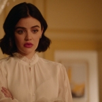 Katy_Keene_S01E10_Chapter_Ten_Gloria_1080p_AMZN_WEB-DL_DDP5_1_H_264-KiNGS_1094.jpg
