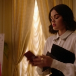 Katy_Keene_S01E12_Chapter_Twelve_Chain_of_Fools_1080p_AMZN_WEB-DL_DDP5_1_H_264-KiNGS_1128.jpg