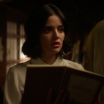 Katy_Keene_S01E12_Chapter_Twelve_Chain_of_Fools_1080p_AMZN_WEB-DL_DDP5_1_H_264-KiNGS_1887.jpg