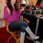 KissesForTheTroops2011-08.jpg