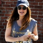 LEAVING_THE_GYM_IN_LOS_ANGELES_21-03-2014_11.jpg