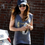 LEAVING_THE_GYM_IN_LOS_ANGELES_21-03-2014_14.jpg