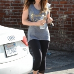 LEAVING_THE_GYM_IN_LOS_ANGELES_21-03-2014_20.JPG