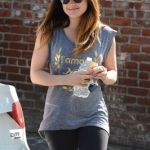 LEAVING_THE_GYM_IN_LOS_ANGELES_21-03-2014_21.jpg