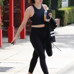 LeavesTheGymInStudioCity060619_005.jpg