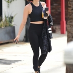 LeavesTheGymInStudioCity060619_020.jpg
