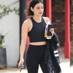 LeavesTheGymInStudioCity060619_028.jpg
