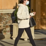 Lucy040121-002.jpg