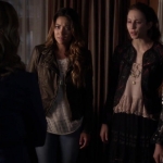 PLL_S04E17_720p_JACK_Up_DownloadSeriesHere_2442.jpg