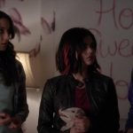 Pretty_Little_Liars_S06E01_720p_HDTV_X264-DIMENSION_1610.jpg