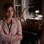 Pretty_Little_Liars_S06E12_Charlotte_s_Web_720p_WEB-DL_DD5_1_H_264-NTb_1724.jpg
