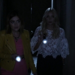 Pretty_Little_Liars_S06E16_Where_Somebody_Waits_for_Me_720p_WEB-DL_DD5_1_H_264-NTb_2136.jpg