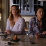Pretty_Little_Liars_S07E10_WEB-DL_720p_DUAL_WWW_COMANDOTORRENTS_COM_0280.jpg