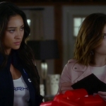 Pretty_Little_Liars_S07E11_WEB-DL_720p_DUAL_WWW_COMANDOTORRENTS_COM_0484.jpg