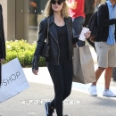 Filename=ShoppingatTheGroveLAApr1st-002.jpg
Filesize=645KiB
Dimensions=1531x2160
Date added=Apr 02, 2016 ShoppingatTheGroveLAApr1st-002.jpg