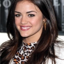 SigningCopiesSeventeen2011-16.jpg