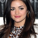 SigningCopiesSeventeen2011-20.jpg