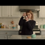a_nice_girl_like_you_2020_1080p_web_h264-huzzah_1523.jpg