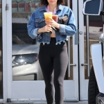 Filename=coffebean030619-033.jpg
Filesize=656KiB
Dimensions=2133x3200
Date added=Jun 04, 2019 coffebean030619-033.jpg