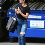Filename=friendshousesc250719-010.jpg
Filesize=2287KiB
Dimensions=2133x3200
Date added=Jul 26, 2019 friendshousesc250719-010.jpg