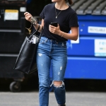 Filename=friendshousesc250719-011.jpg
Filesize=2355KiB
Dimensions=2133x3200
Date added=Jul 26, 2019 friendshousesc250719-011.jpg