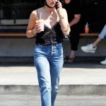 grabsanicecoffeeinla_002.jpg