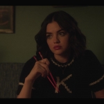 katy_keene_s01e01_1080p_web_h264-xlf_1825.jpg