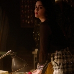 katy_keene_s01e09_1080p_web_h264-memento_0831.jpg