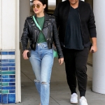 Filename=leavingjaysonbd180519-004.jpg
Filesize=3368KiB
Dimensions=2133x3200
Date added=May 19, 2019 leavingjaysonbd180519-004.jpg