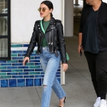 Filename=leavingjaysonbd180519-007.jpg
Filesize=4238KiB
Dimensions=2133x3200
Date added=May 19, 2019 leavingjaysonbd180519-007.jpg