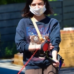 outinla220420-001.jpg