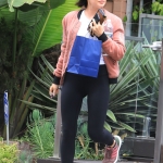 Filename=outinwh130519-018.jpg
Filesize=658KiB
Dimensions=2110x3164
Date added=May 13, 2019 outinwh130519-018.jpg