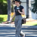 outla081018-012.jpg