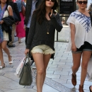 shoppingwh110412-004.jpg