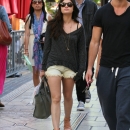 shoppingwh110412-005.jpg