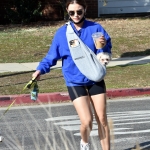 walkingherdogsinla110221_022.jpg