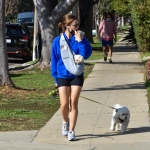 walkingherdogsinla110221_033.jpg
