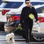 walkingla040221-036.jpg