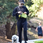 walkingla040221-044.jpg