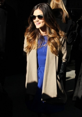 Leaving_Good_Morning_America_18-03-2014_06.jpg