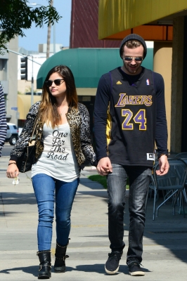 Lucy_and_Joel_Crouse_in_Los_Angeles_23-06-2014_19.jpg