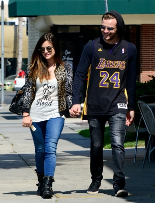 Lucy_and_Joel_Crouse_in_Los_Angeles_23-06-2014_37.jpg