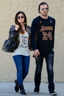 Lucy_and_Joel_Crouse_in_Los_Angeles_23-06-2014_62.jpg