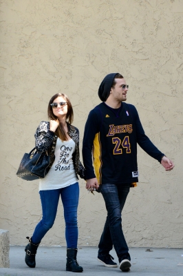 Lucy_and_Joel_Crouse_in_Los_Angeles_23-06-2014_63.jpg