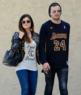 Lucy_and_Joel_Crouse_in_Los_Angeles_23-06-2014_65.jpg