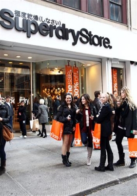 SUPERDRY_IN_NYC_11-11-2011_59.jpg