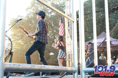 1019thewolf041014-007.jpg