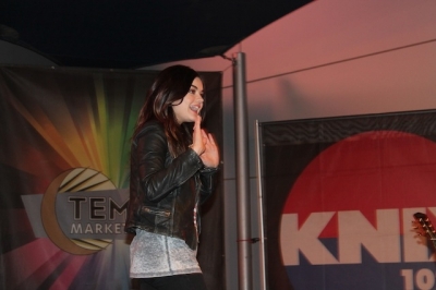 1025knix040214-020.jpg