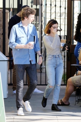 HQ
